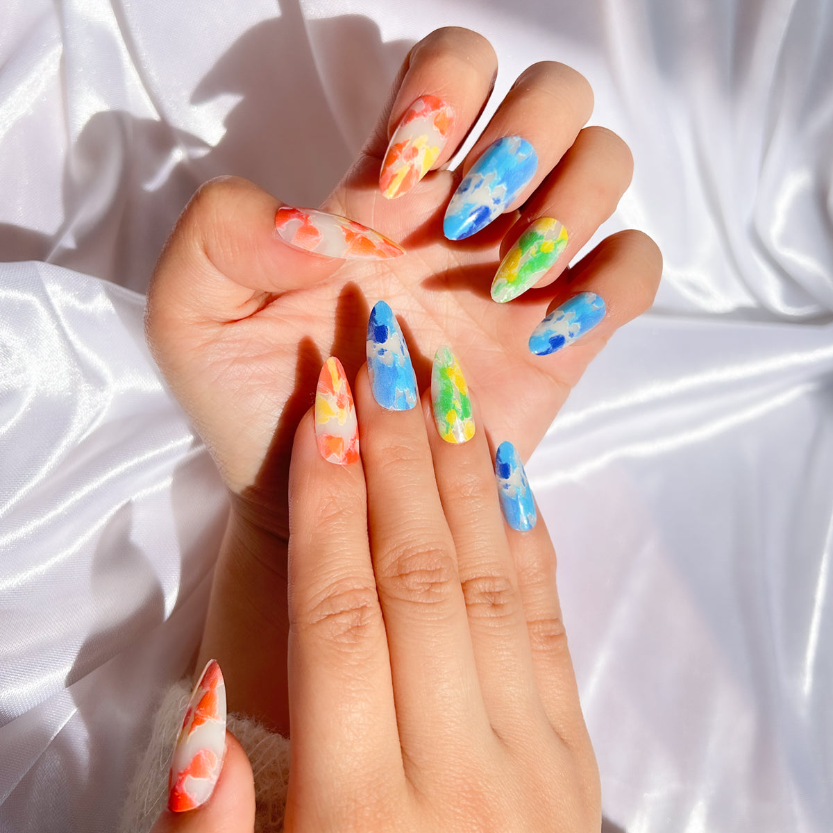 OPOOLA Almond Press on Nails Medium,OPOOLA Rainbow Jelly Soft Gel Fake Nails for Women Fit Natural,  Stick on Nails Reusable, 24pcs False Nails with Design Glue Art Kit