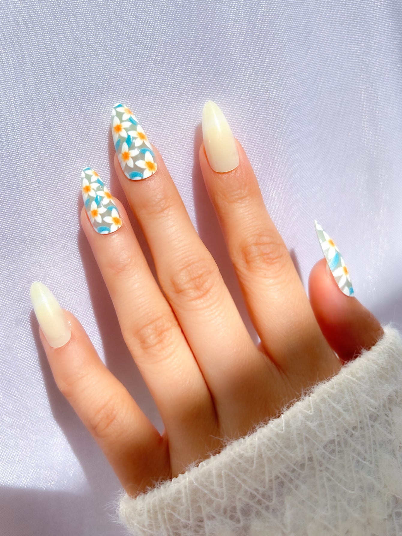 OPOOLA Almond Press on Nails Medium,OPOOLA Rainbow Jelly Soft Gel Fake Nails for Women Fit Natural,  Stick on Nails Reusable, 24pcs False Nails with Design Glue Art Kit