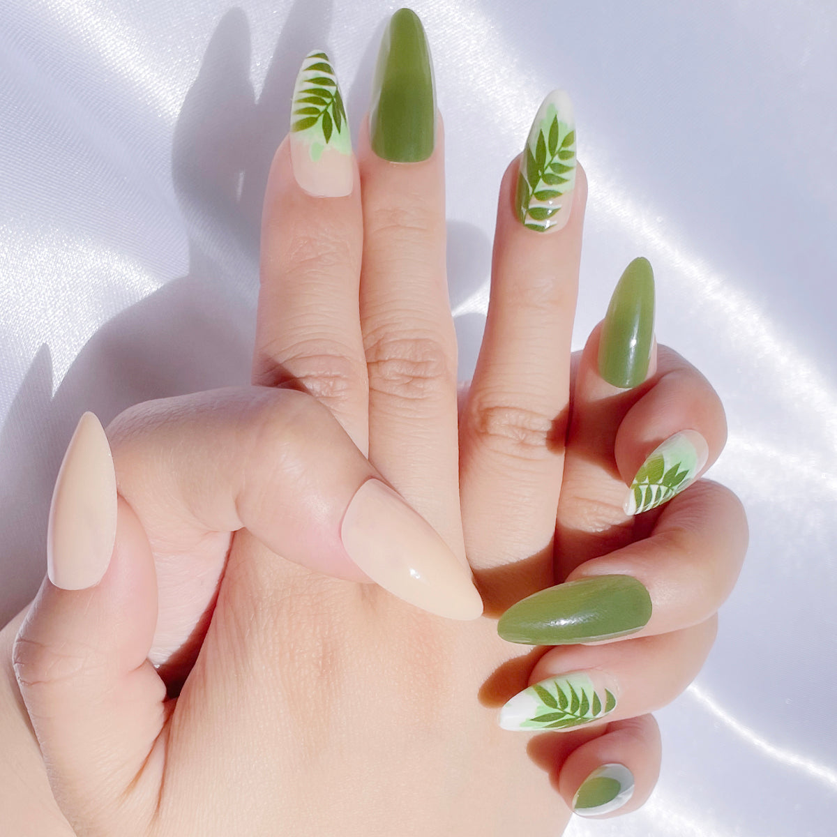 OPOOLA Almond Press on Nails Medium,Green leaf,OPOOLA Rainbow Jelly Soft Gel Fake Nails for Women Fit Natural,  Stick on Nails Reusable, 24pcs False Nails with Design Glue Art Kit