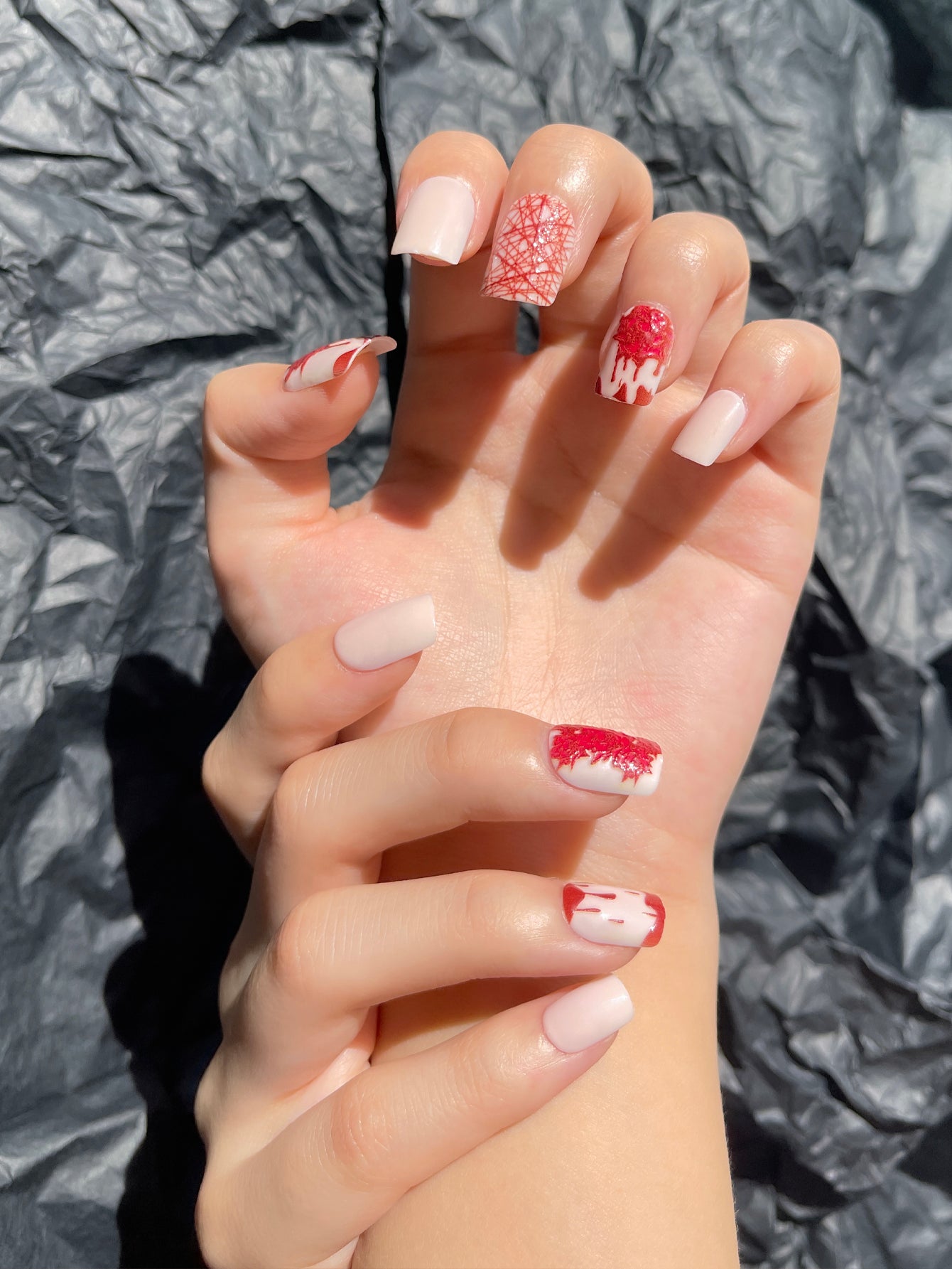 OPOOLA 24 pcs Short Square Shape Halloween Blood Rose Soft Gel Fake Press On Nails with Jelly Glue&Nail Buffer